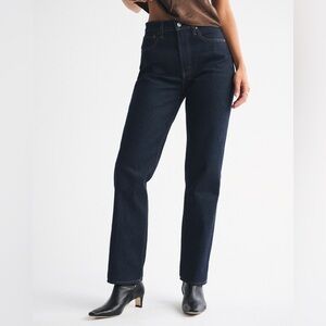 Abercrombie Curve Love Ultra High Rise 90s Straight Jean